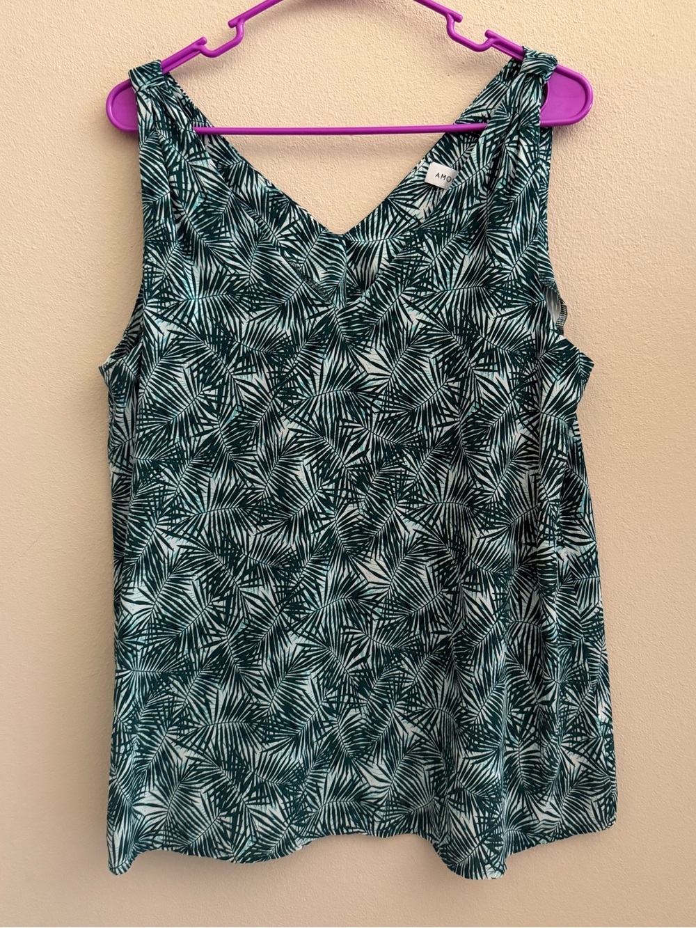 Amour Vert 100% Silk Sleeveless Top Size Large Green White